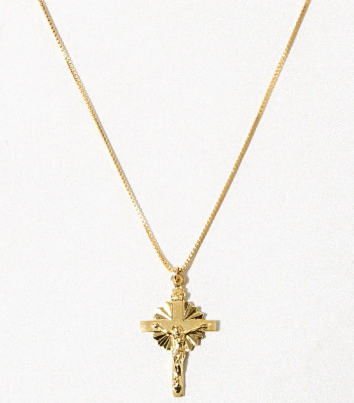 Elegant Cross Pendant Necklace